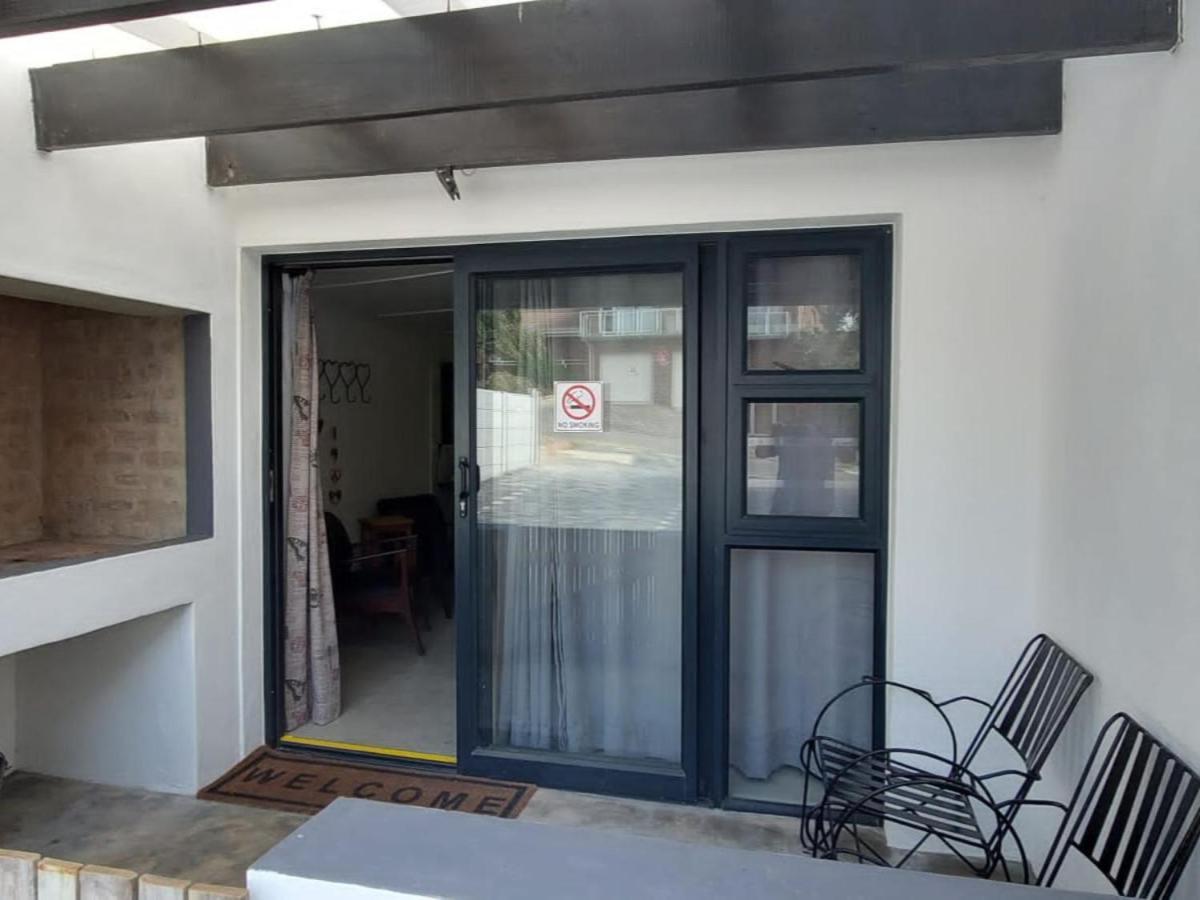 High Level Self Catering Agulhas Apartment ภายนอก รูปภาพ